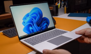 Windows 11 corrige los tirones del mouse en juegos: qué trae el parche de octubre